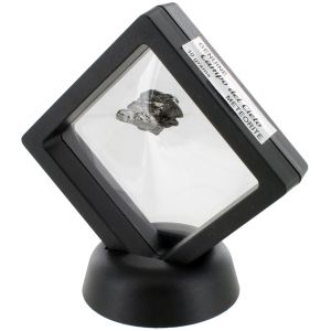 Photo of the: 10 gr Meteorite in Floating Display